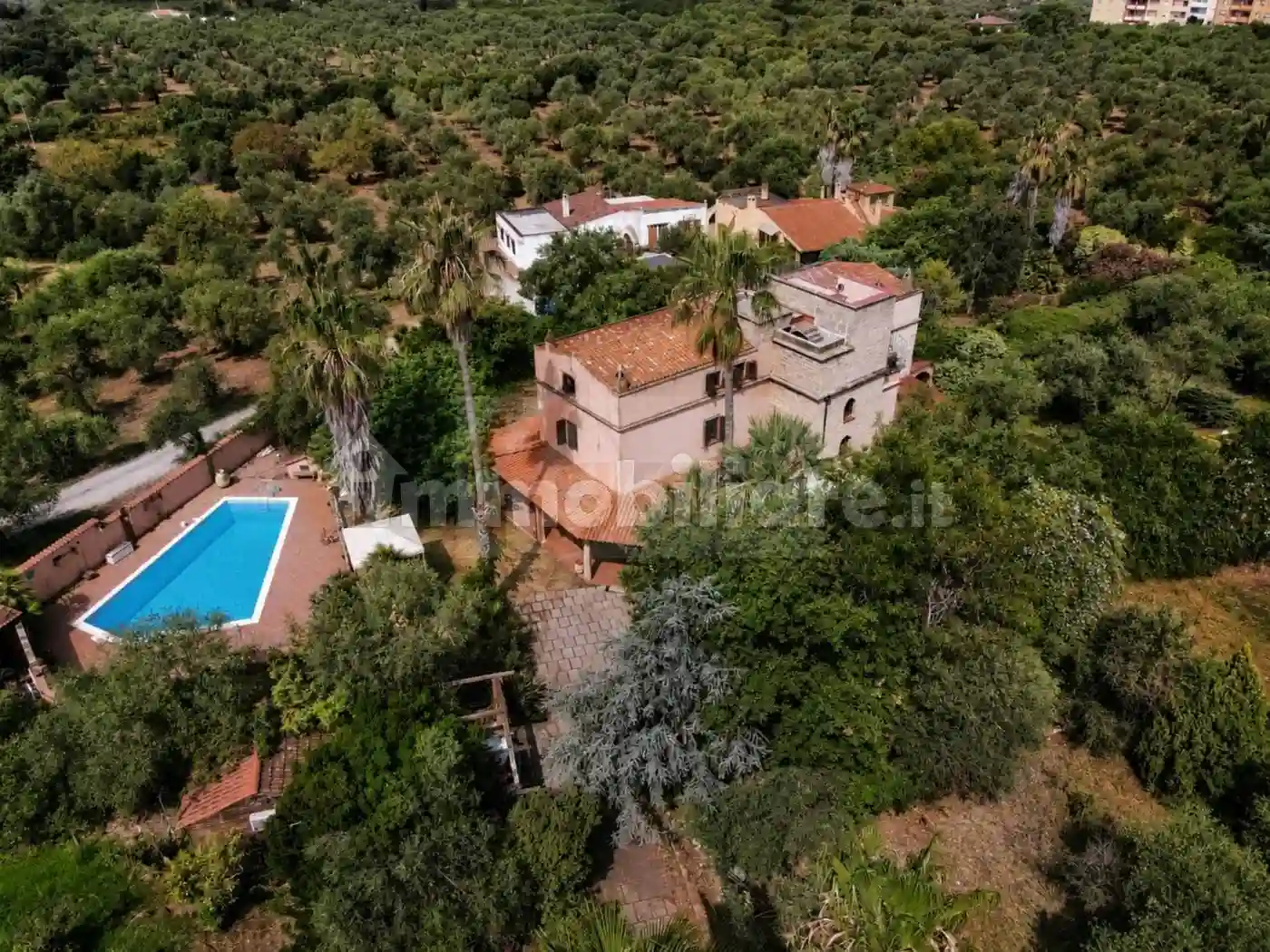 Villa - foto 2