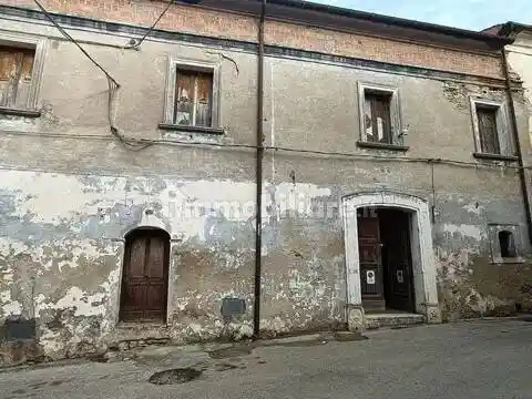 Palazzo - Edificio in vendita a Portocannone