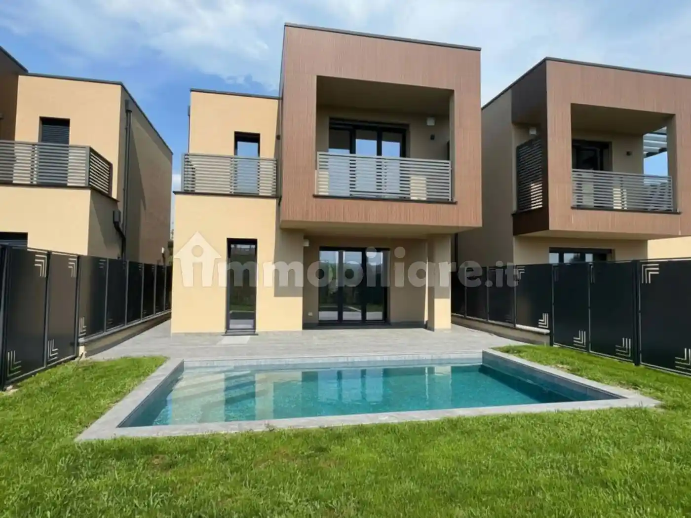 Villa in affitto a Manerba del Garda