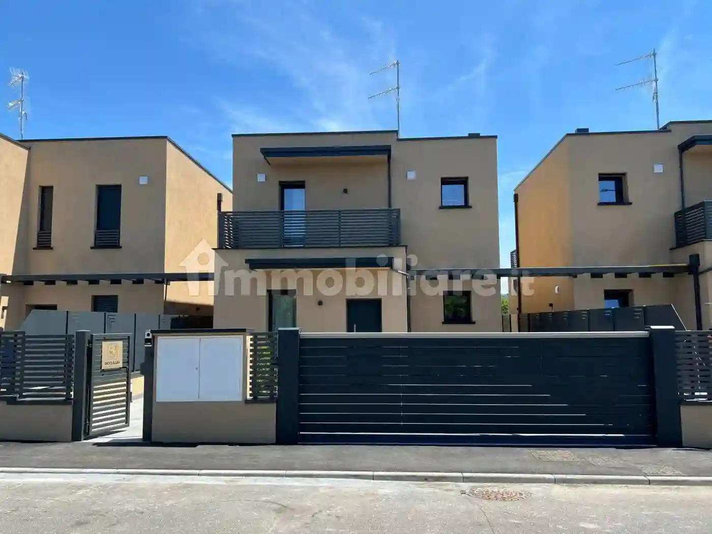 Villa - foto 2