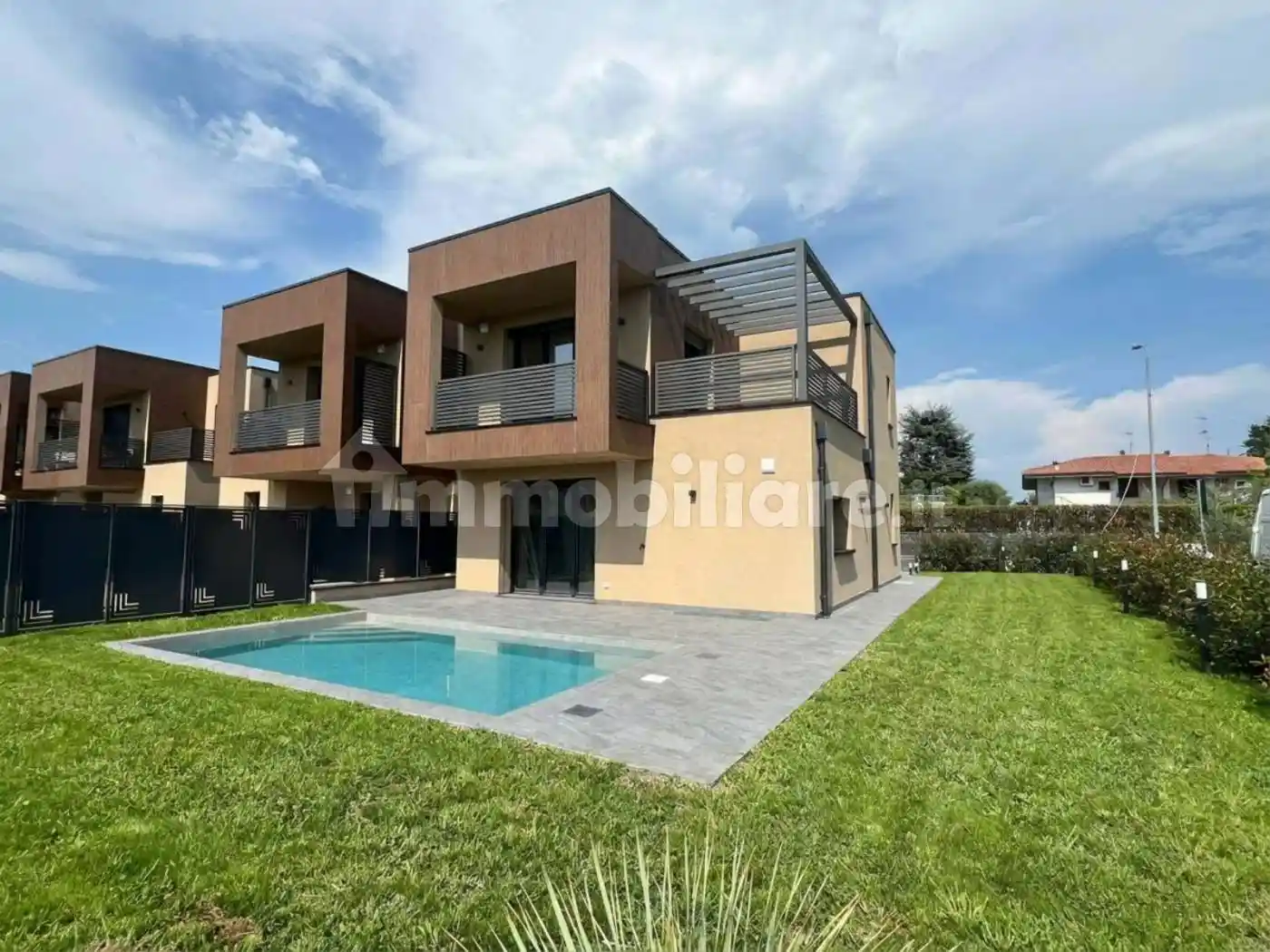 Villa in affitto a Manerba del Garda