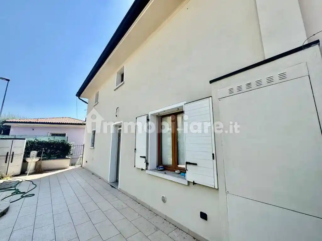 Villa in vendita a Calcinato
