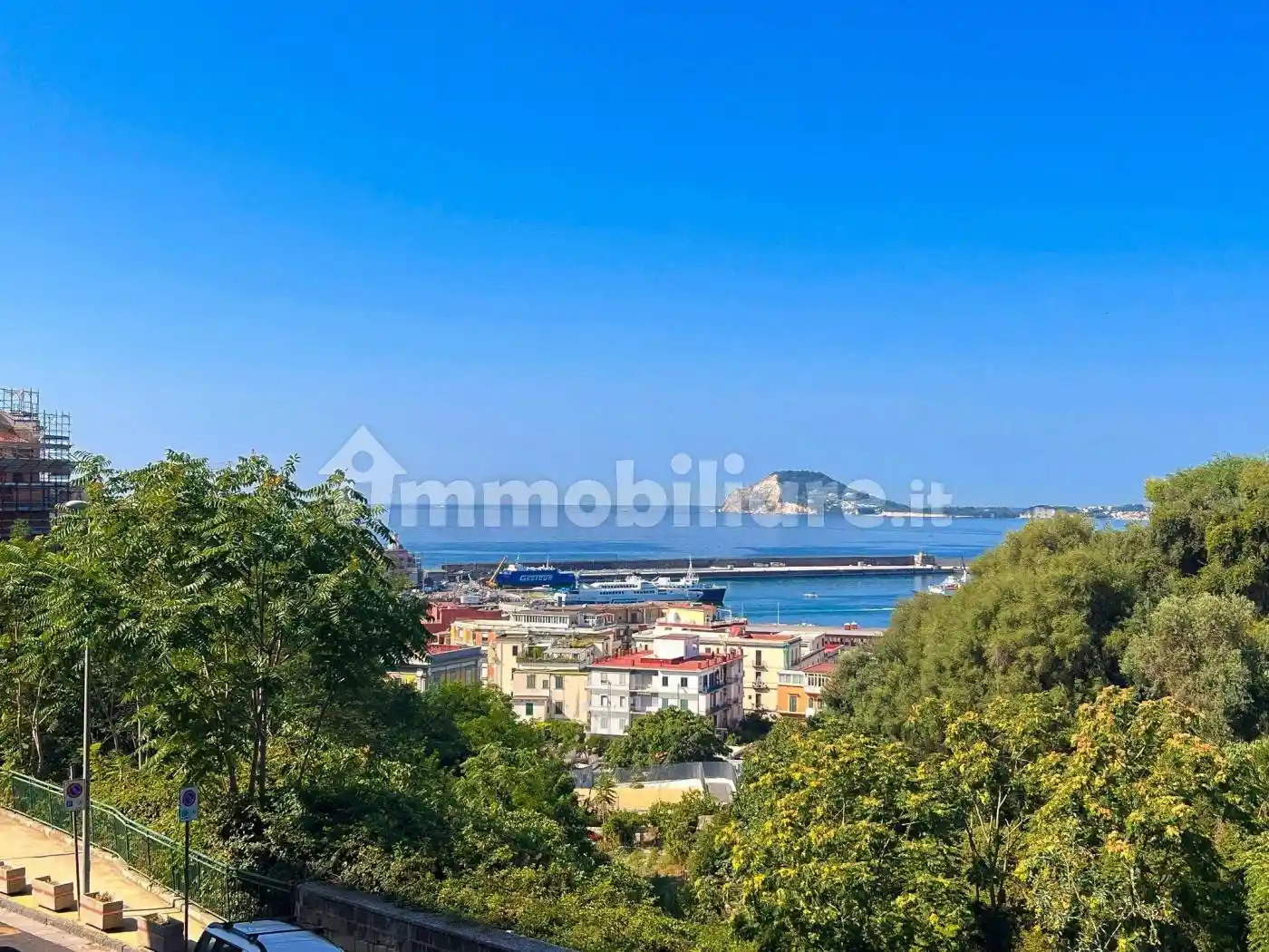 Appartamento in affitto a Pozzuoli