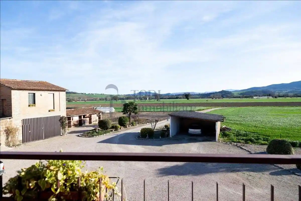 Villa in vendita a Monte Castello di Vibio
