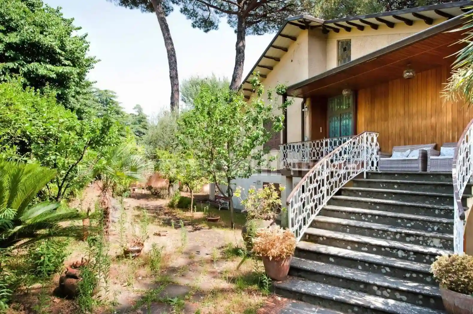 Villa - foto 2