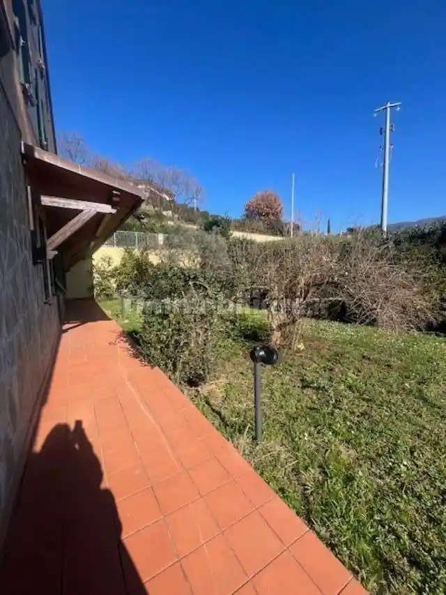 Casa indipendente in vendita a Fosdinovo