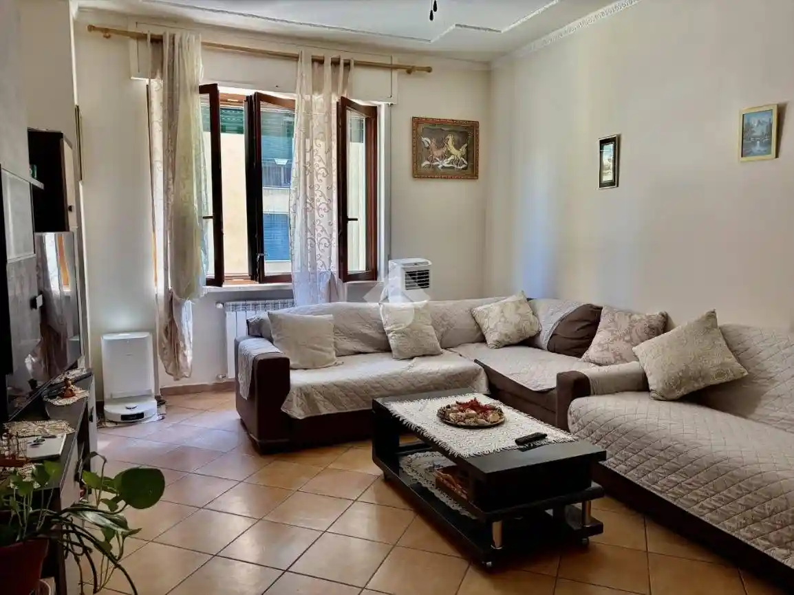 Appartamento in vendita a Pescia