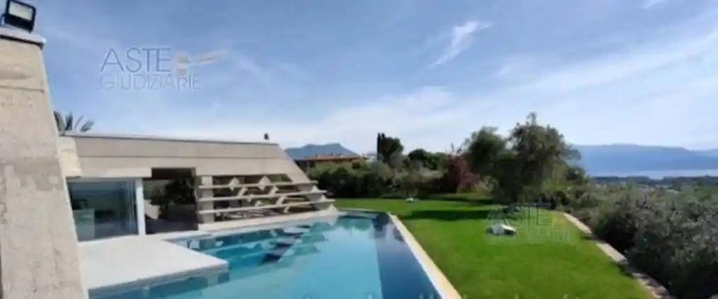 Villa in vendita a Polpenazze del Garda