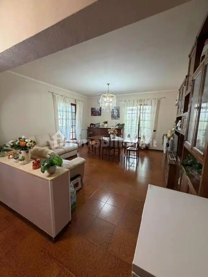 Villa in vendita a Castelnuovo Magra