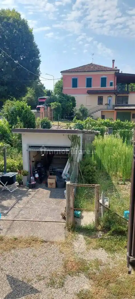 Casa indipendente in vendita a San Rocco al Porto