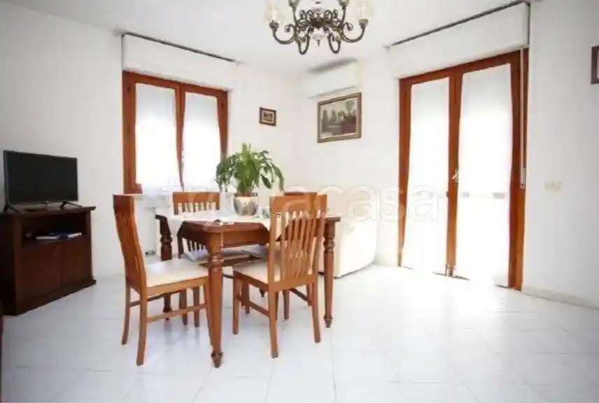 Appartamento in affitto a Carrara