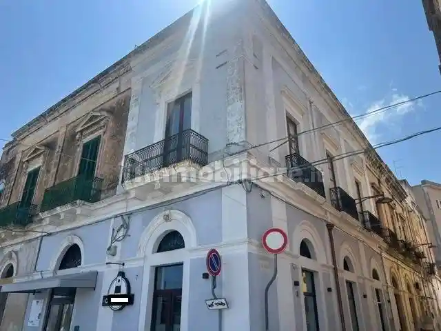 Appartamento in vendita a Brindisi