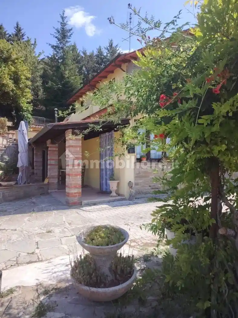 Rustico - Casale in vendita a Gubbio