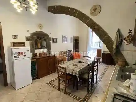 Appartamento in vendita a Marta