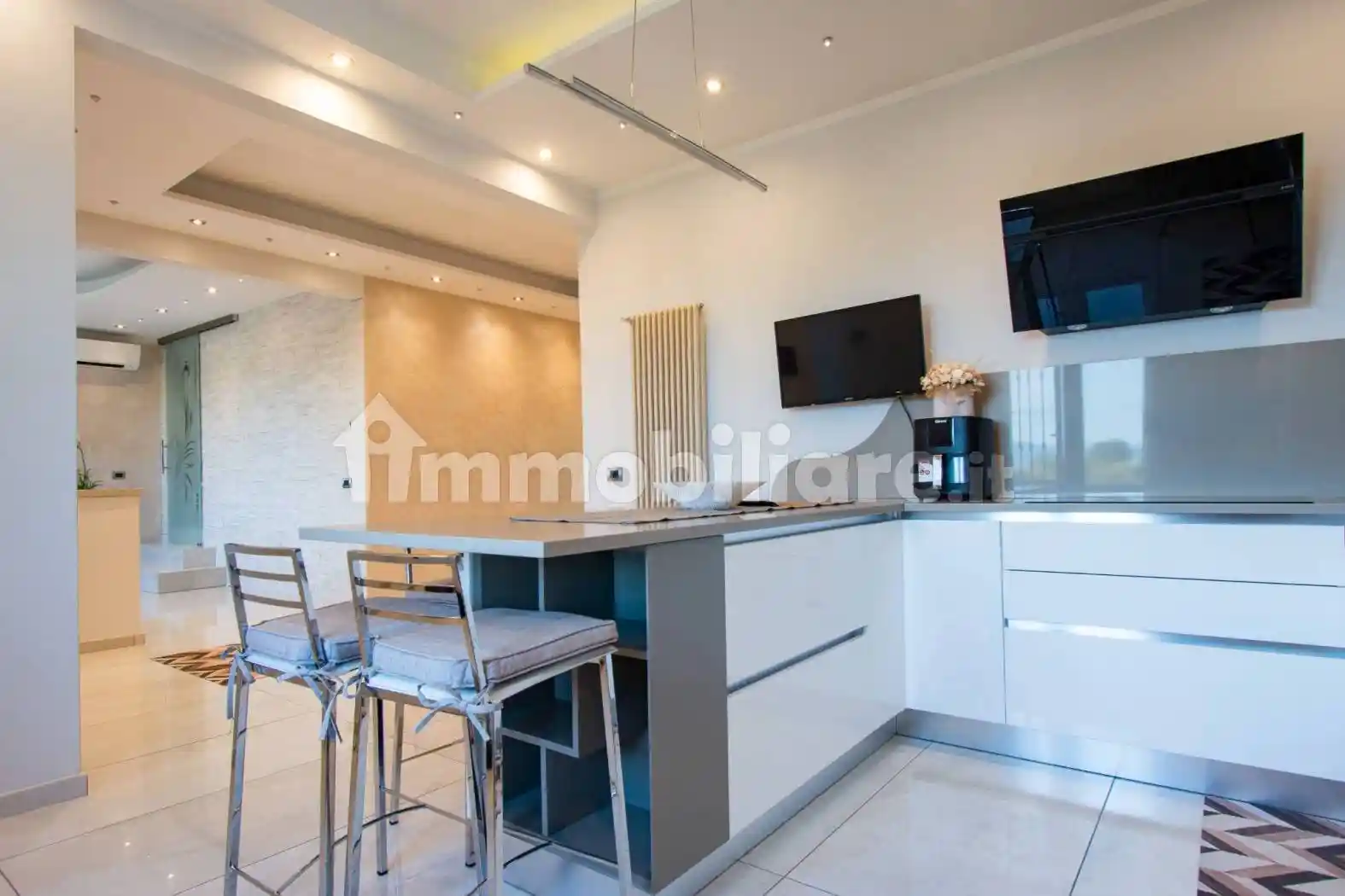 Casa indipendente in vendita a Prato