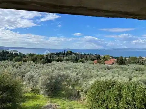 Villa in vendita a Bolsena