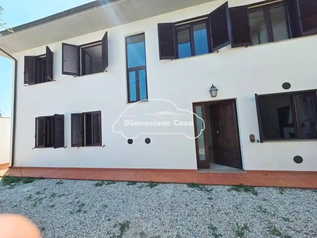 Villa in vendita a Lucca