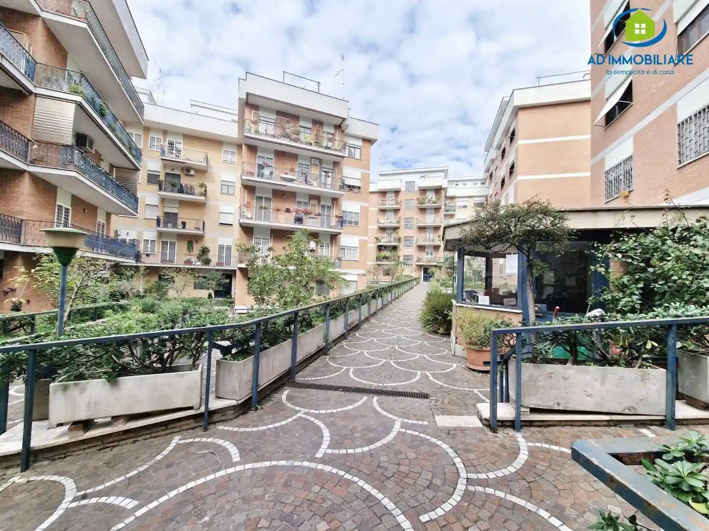 Appartamento in vendita a Roma
