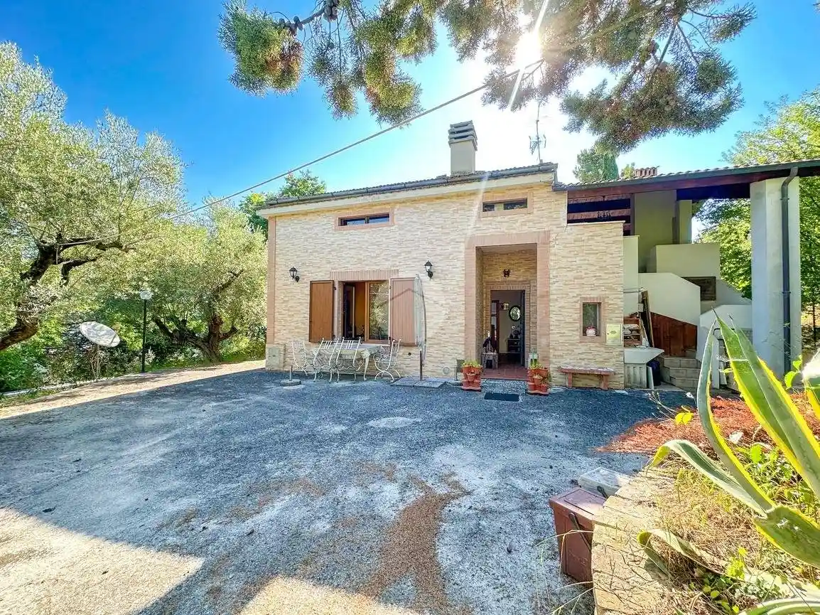 Villa in vendita a Teramo