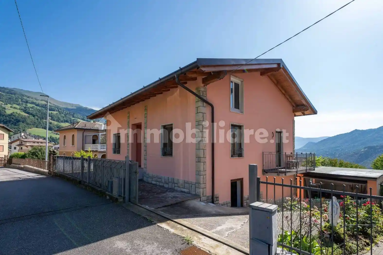 Villetta a schiera in vendita a Premolo