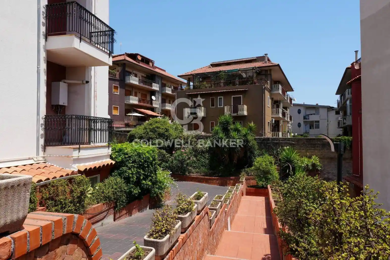 Appartamento in vendita a Aci Castello