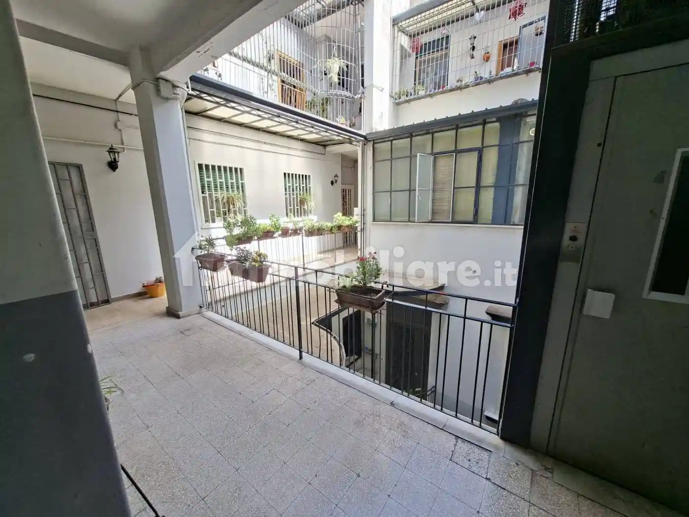 Appartamento in affitto a Napoli
