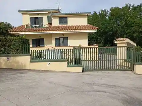 Villa in vendita a Caserta