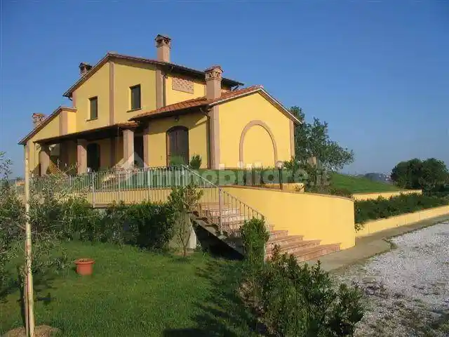 Casa indipendente in vendita a Montopoli in Val d'Arno