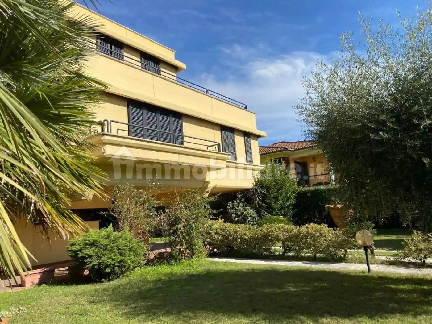 Villa in vendita a Castelfranco di Sotto