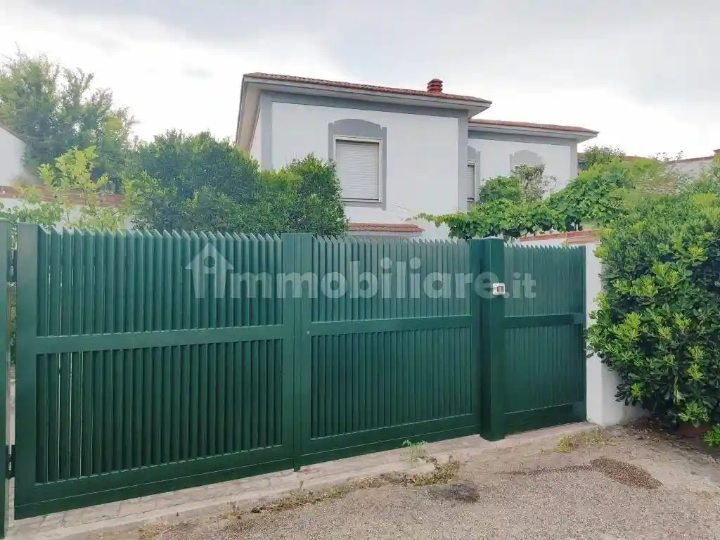 Villa in vendita a Giugliano in Campania