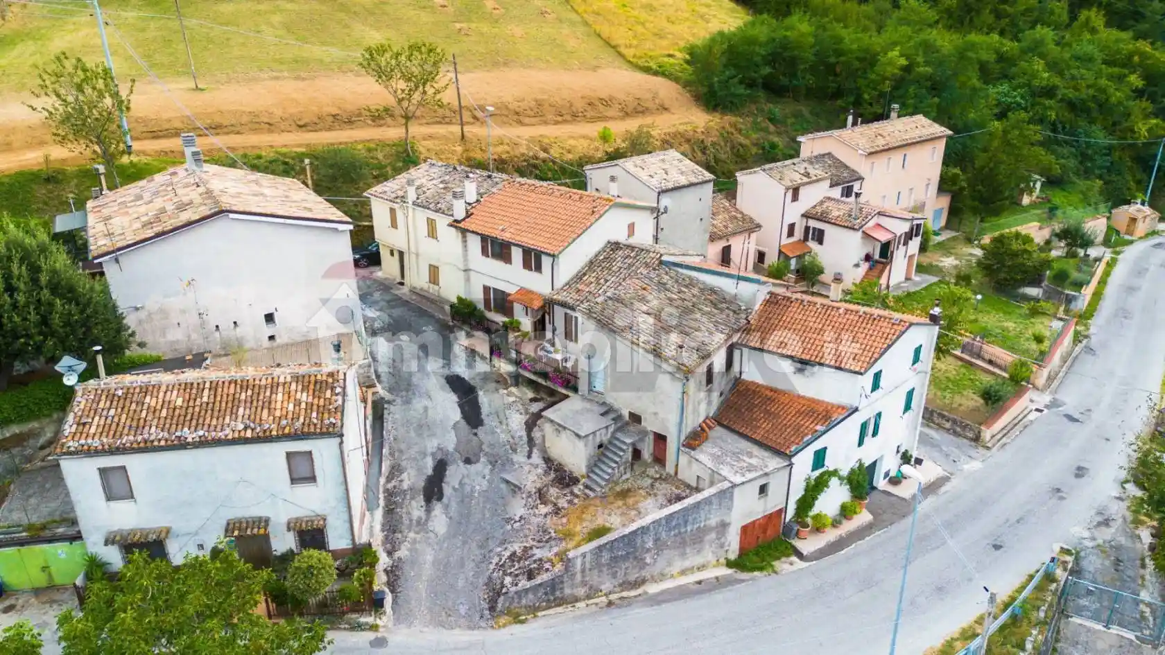 Casa indipendente in vendita a Fabriano