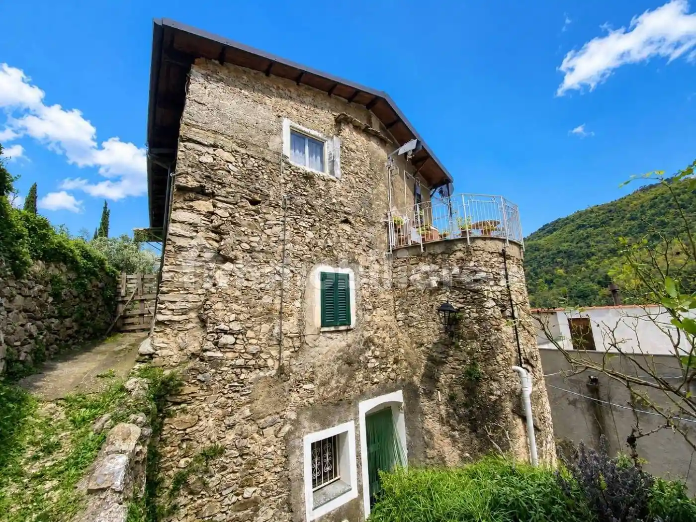 Casa indipendente in vendita a Erli