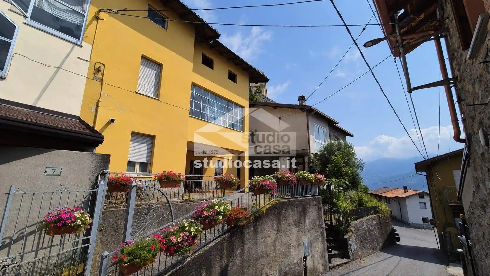 Casa indipendente in vendita a Costa Volpino