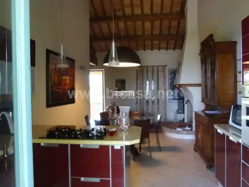 Villa in vendita a Vallefoglia