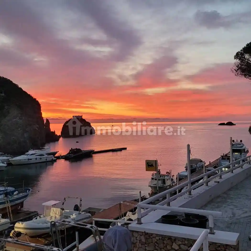Appartamento in vendita a Ponza