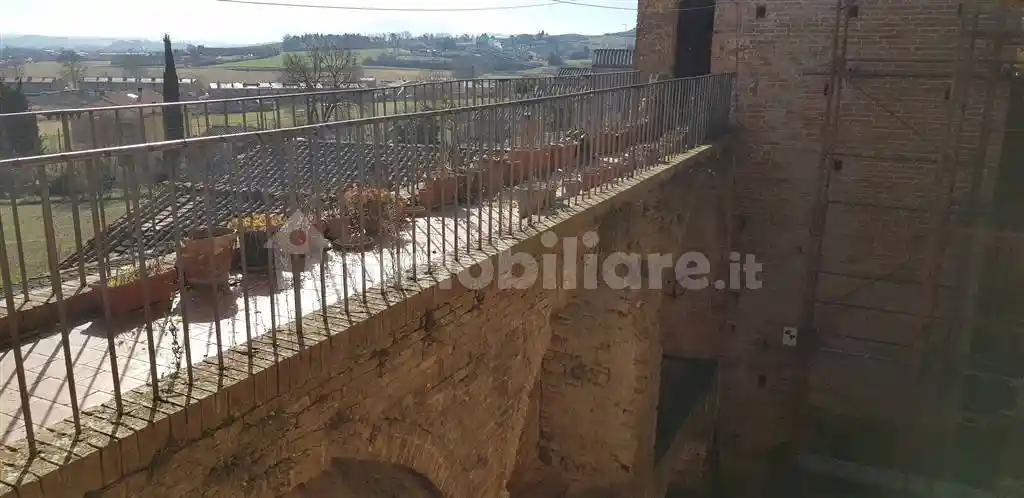 Casa indipendente in vendita a Monteroni d'Arbia