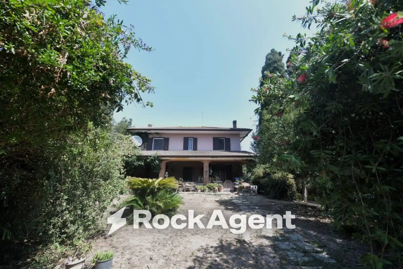 Villa in vendita a Latina
