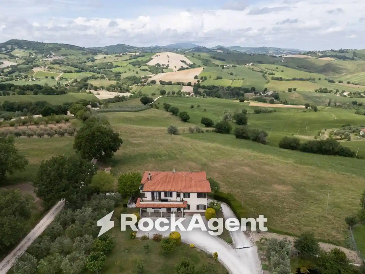 Villa in vendita a Arcevia