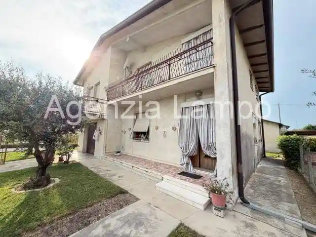 Casa indipendente in vendita a Portogruaro