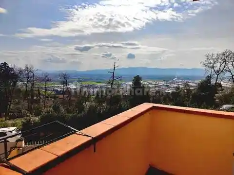 Villa in vendita a Montemurlo