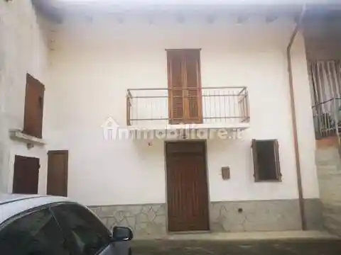 Villa in vendita a Mombello Monferrato