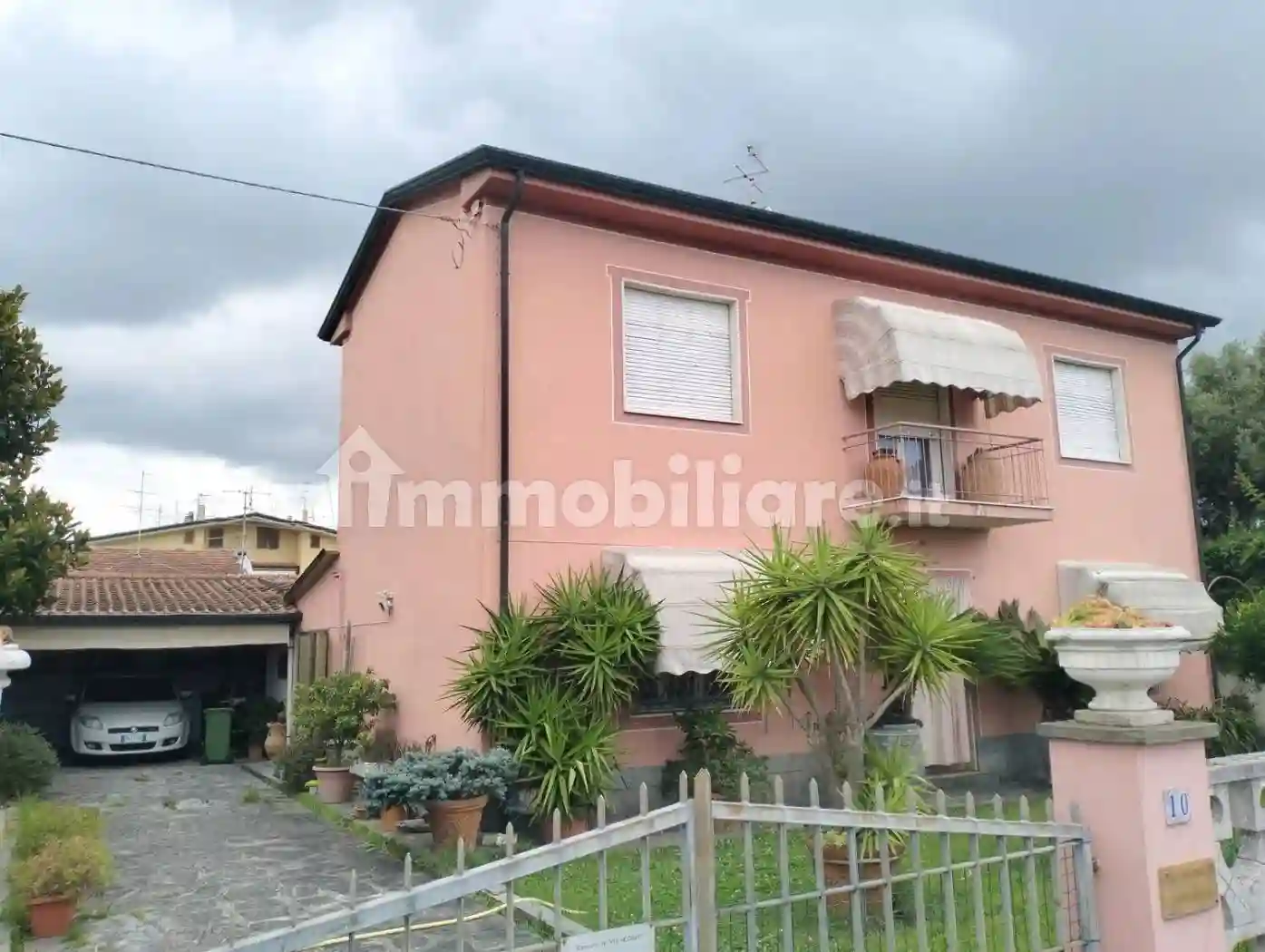 Villa - foto 2