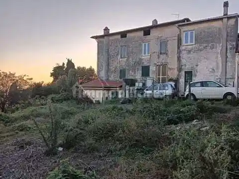 Villa in vendita a Massarosa