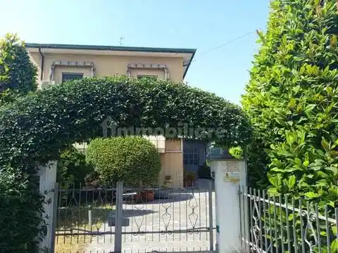 Villa in vendita a Massarosa