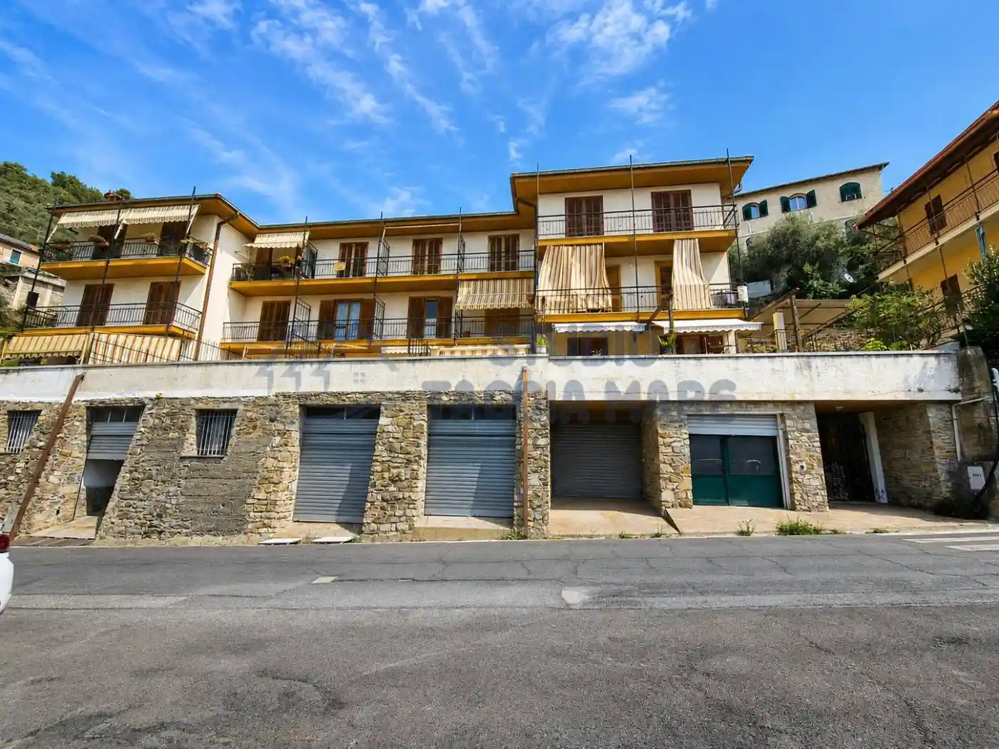 Appartamento in vendita a Pietrabruna