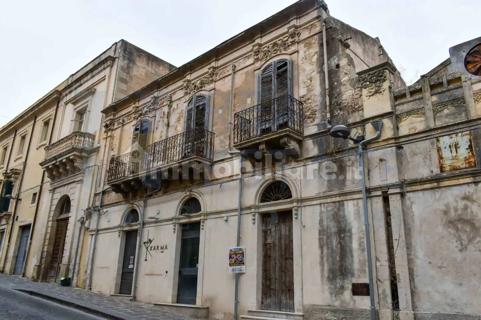 Palazzo - Edificio in vendita a Noto