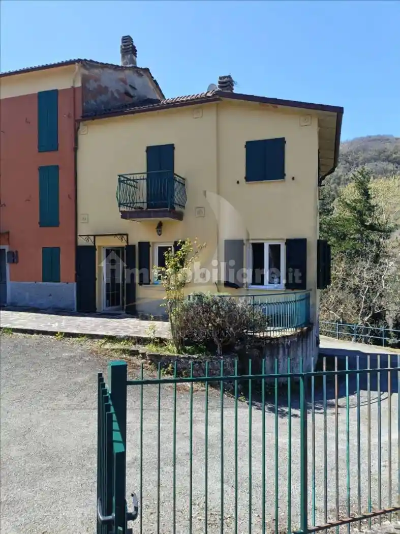 Appartamento in vendita a Monghidoro