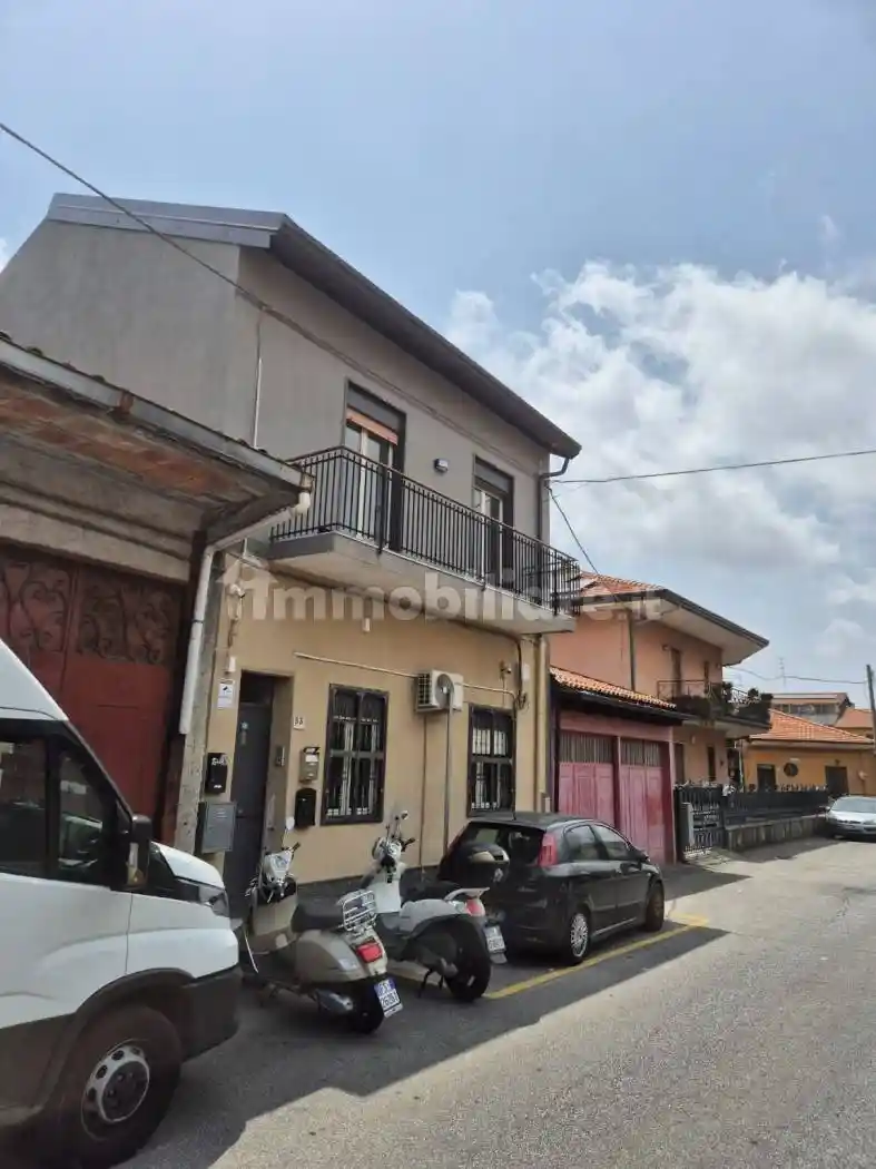 Appartamento in vendita a Trecastagni