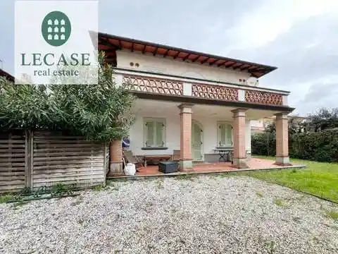 Villa in vendita a Forte dei Marmi