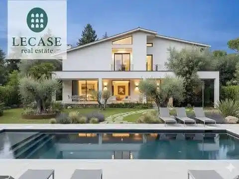 Villa in vendita a Forte dei Marmi